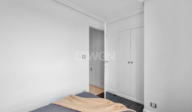 Resale - Apartment / flat - Punta Prima - Costa Blanca