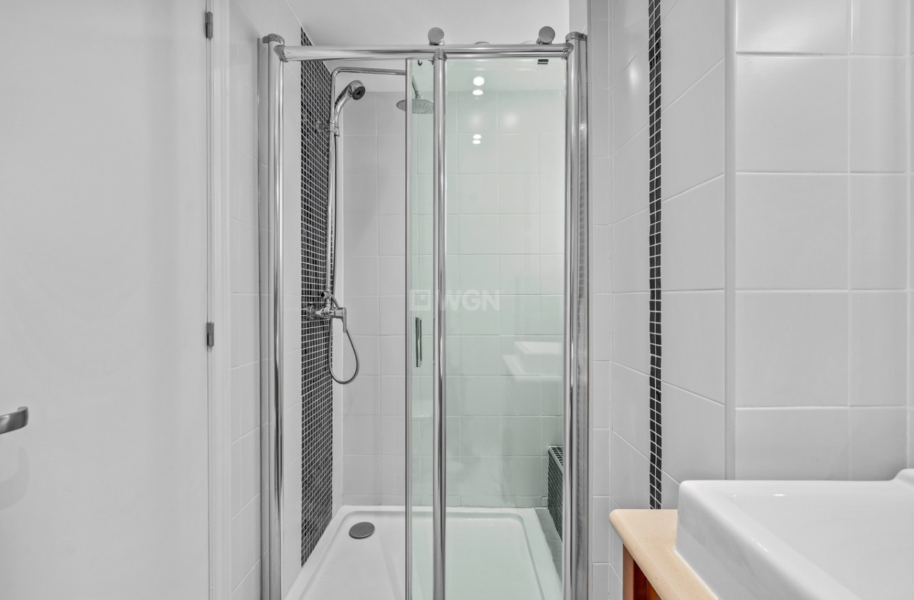 Resale - Apartment / flat - Punta Prima - Costa Blanca