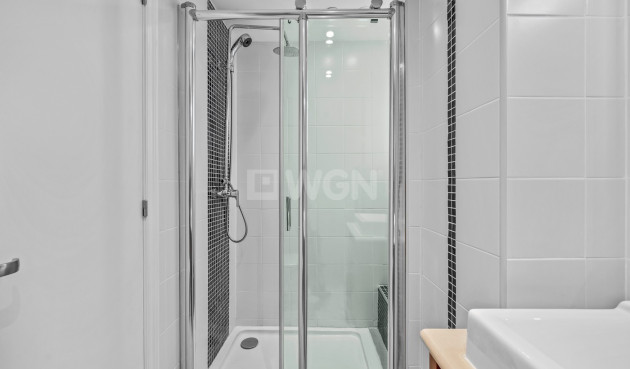 Resale - Apartment / flat - Punta Prima - Costa Blanca