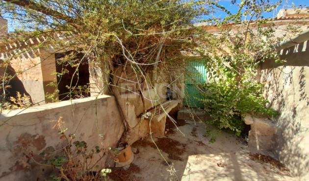 Reventa - Villa - Pinoso - Inland