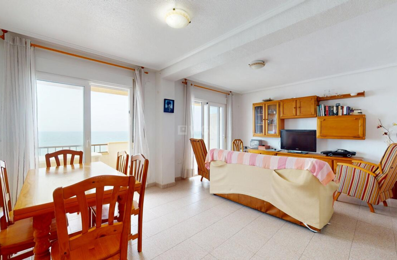 Resale - Apartment / flat - Mil Palmeras - Costa Blanca