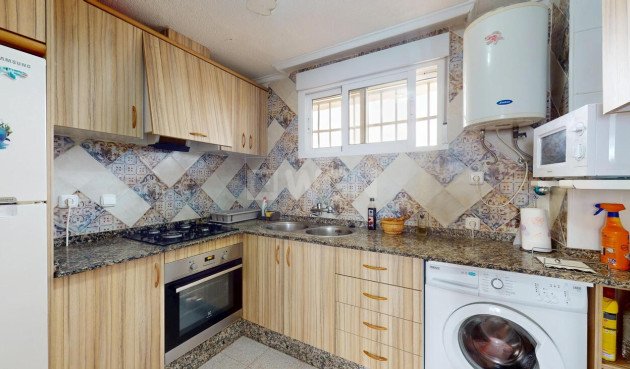 Resale - Apartment / flat - Mil Palmeras - Costa Blanca