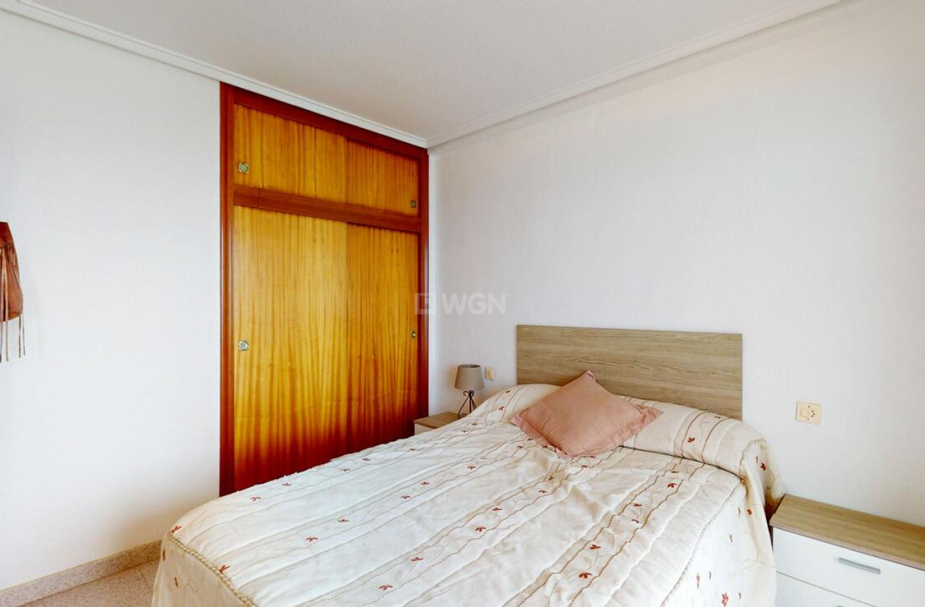 Resale - Apartment / flat - Mil Palmeras - Costa Blanca