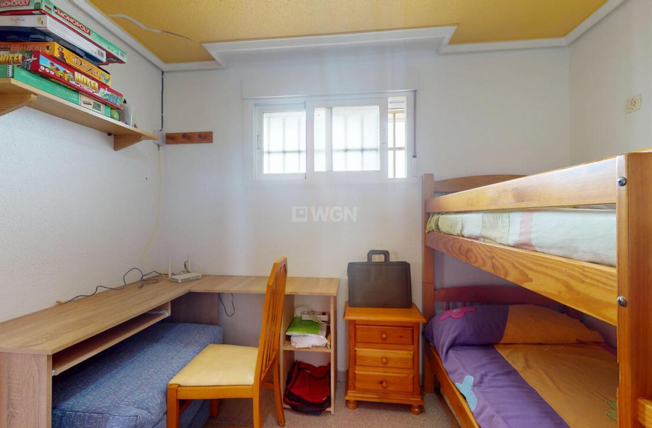 Resale - Apartment / flat - Mil Palmeras - Costa Blanca