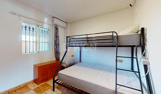 Reventa - Apartamento / piso - Orihuela Costa - La Zenia