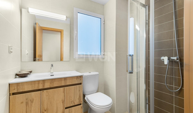 Odsprzedaż - Mieszkanie w bloku - Orihuela Costa - La Regia