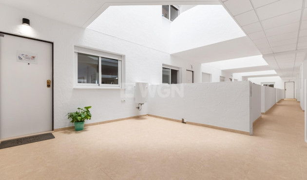 Odsprzedaż - Mieszkanie w bloku - Orihuela Costa - La Regia