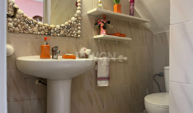 Odsprzedaż - Kamienica - Torrevieja - Centro