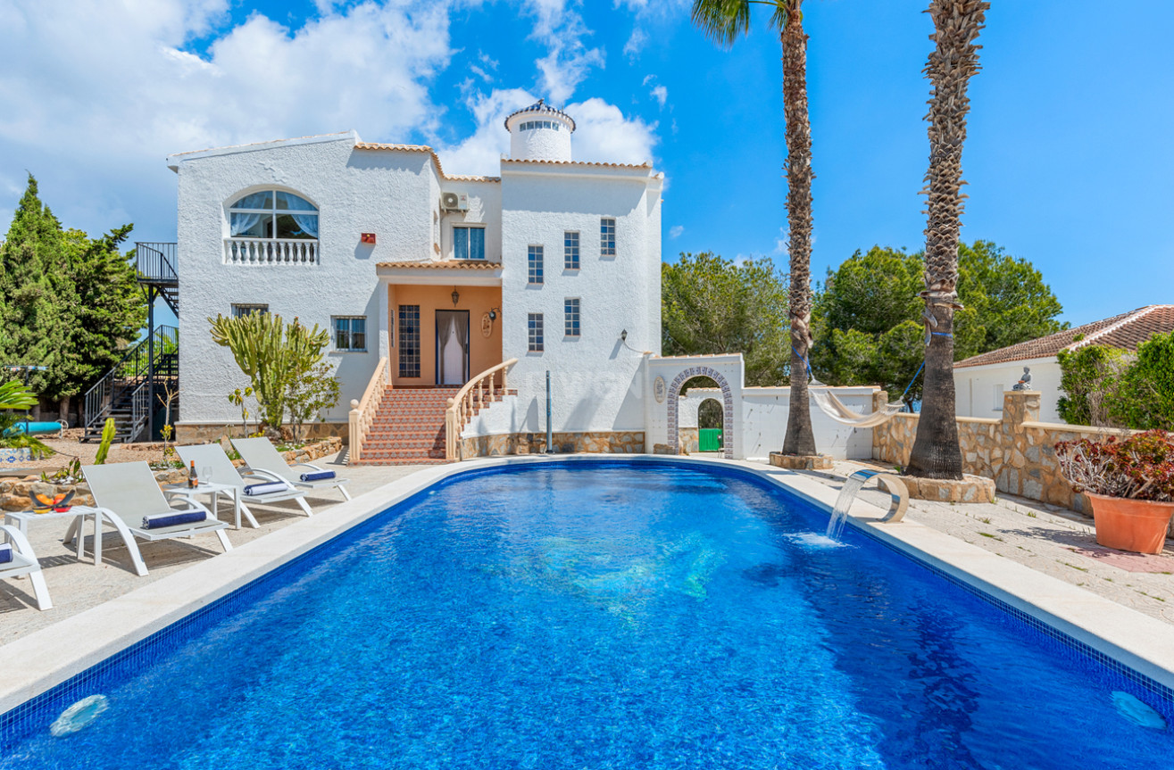 Odsprzedaż - Villa - Pinar de Campoverde - Costa Blanca