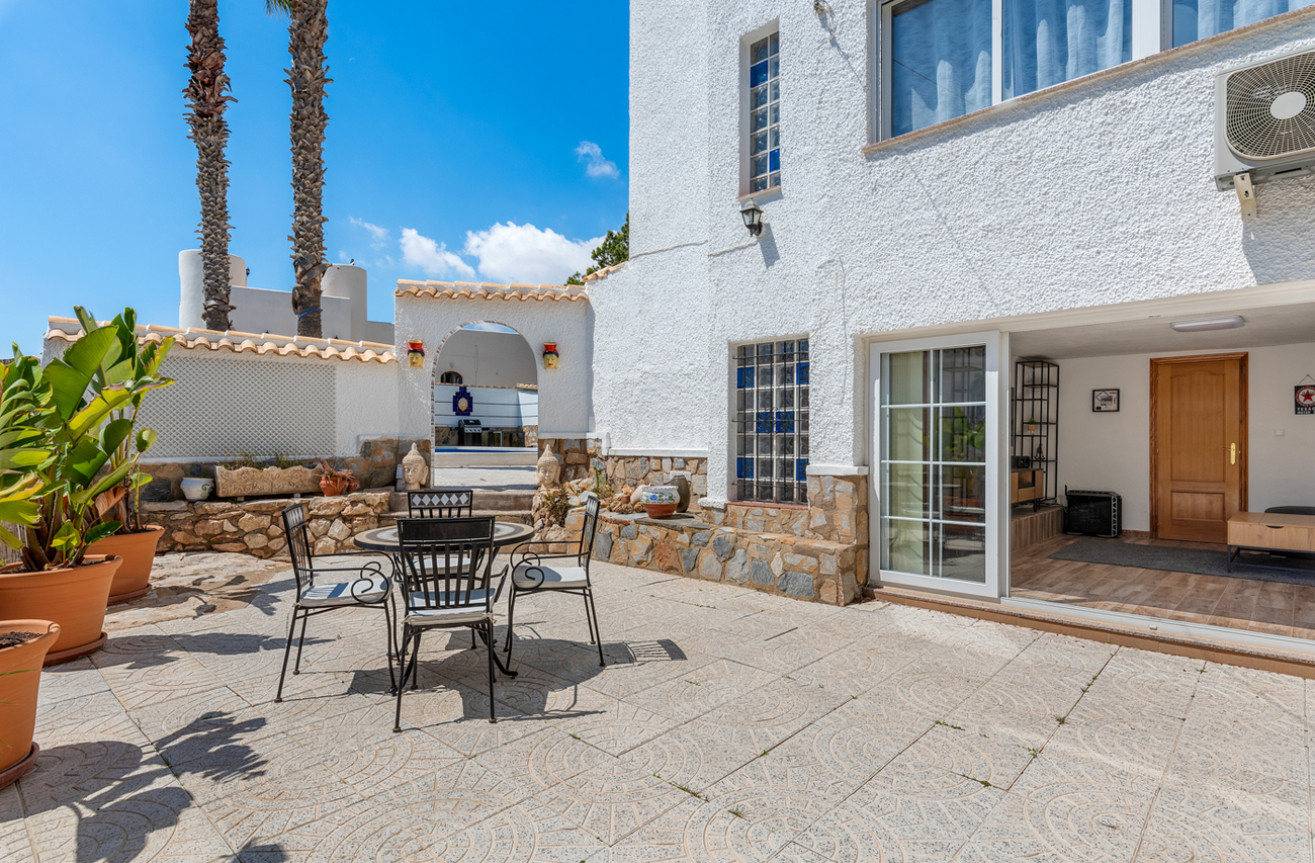 Odsprzedaż - Villa - Pinar de Campoverde - Costa Blanca
