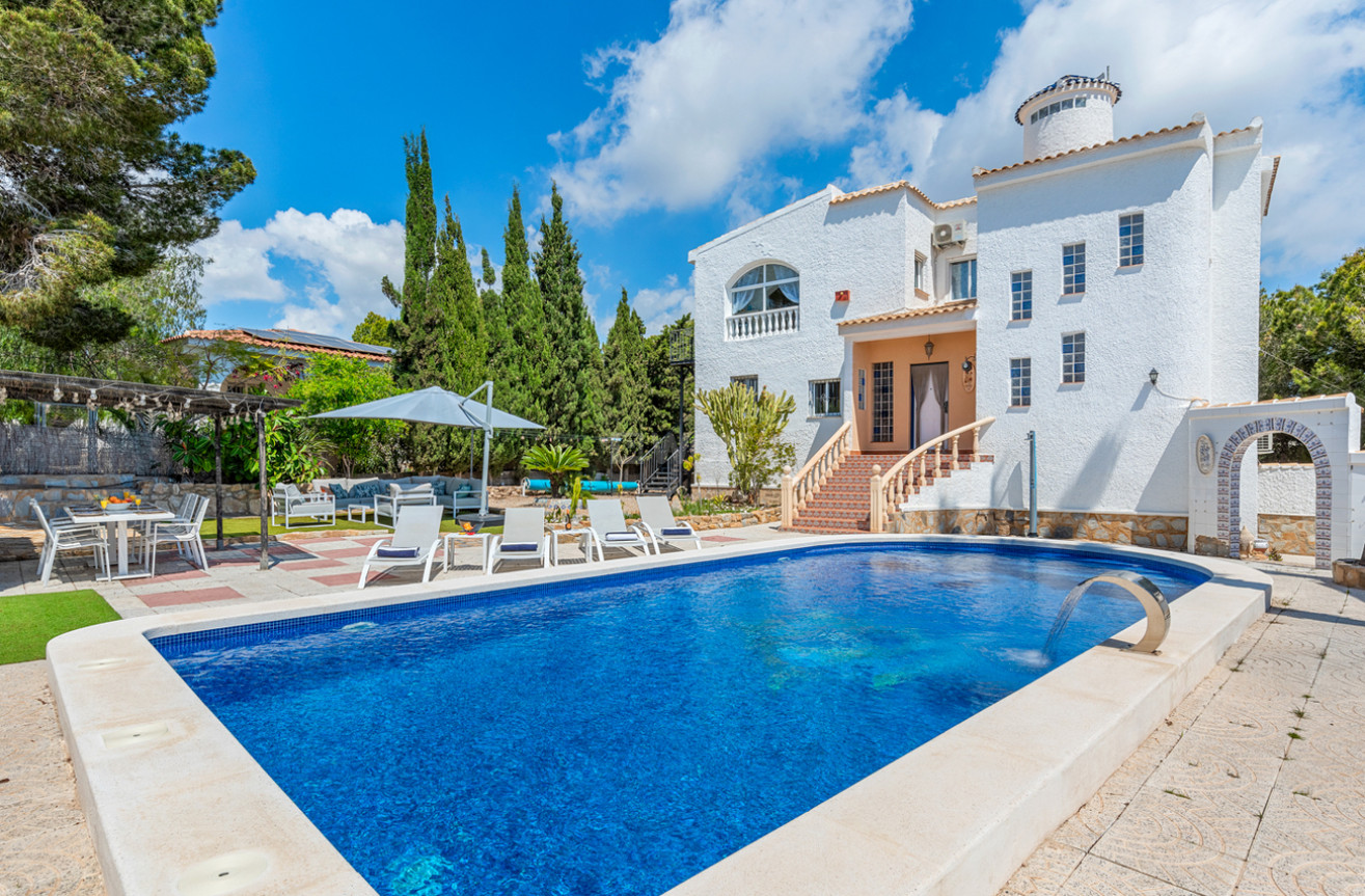 Odsprzedaż - Villa - Pinar de Campoverde - Costa Blanca