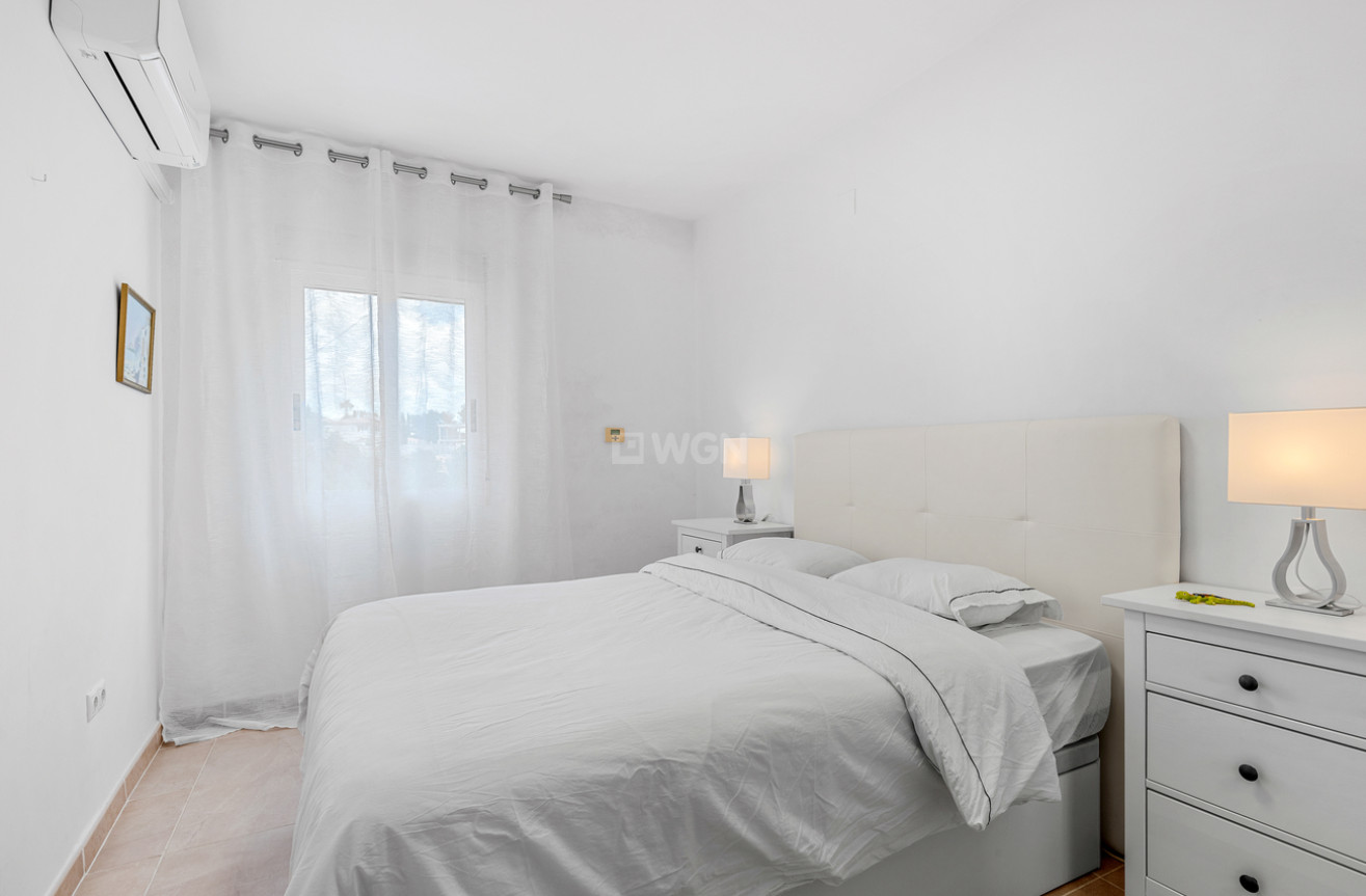 Odsprzedaż - Villa - Pinar de Campoverde - Costa Blanca