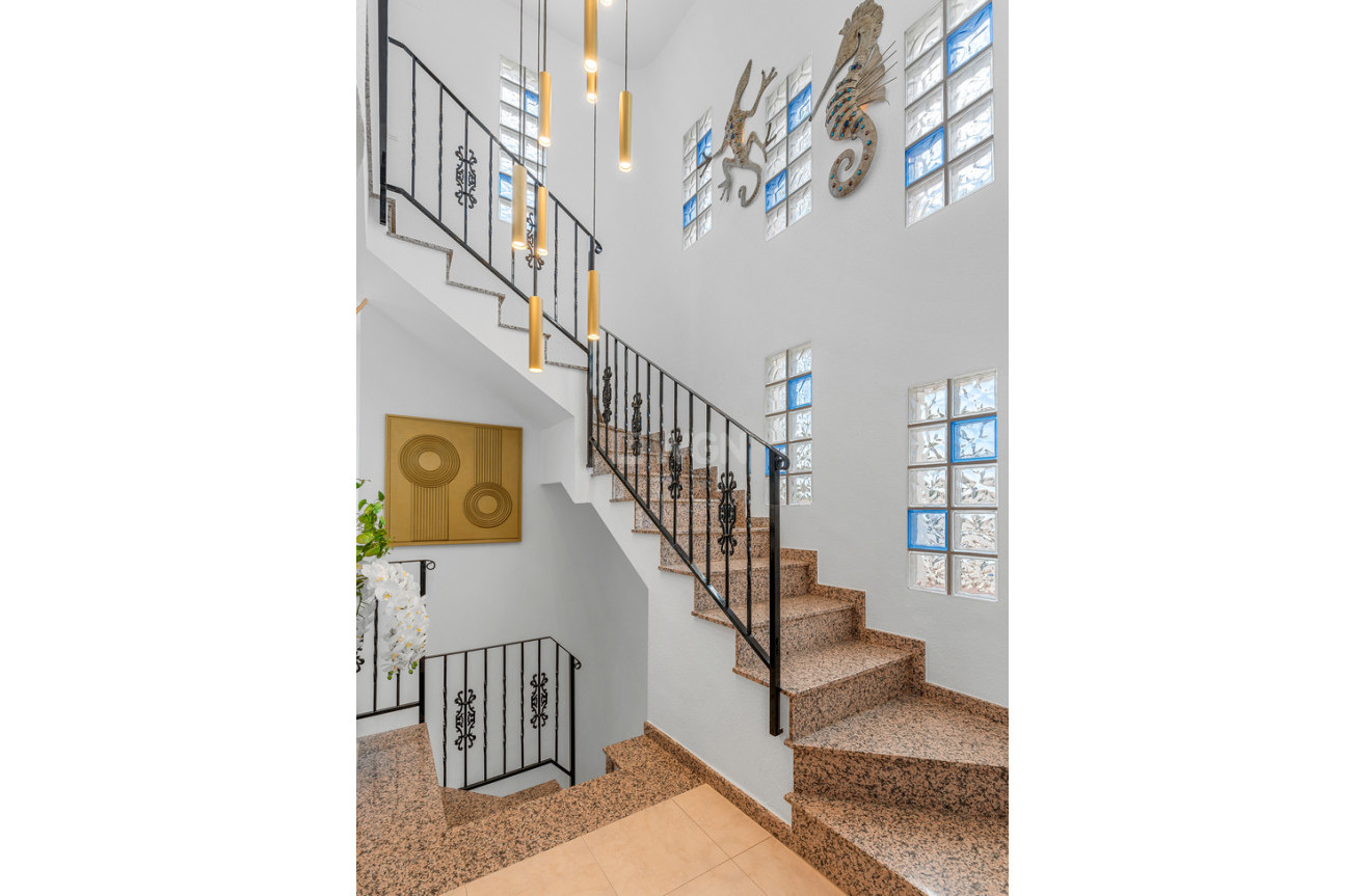 Odsprzedaż - Villa - Pinar de Campoverde - Costa Blanca