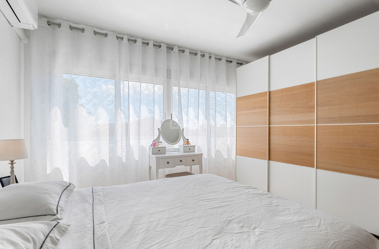 Odsprzedaż - Villa - Pinar de Campoverde - Costa Blanca