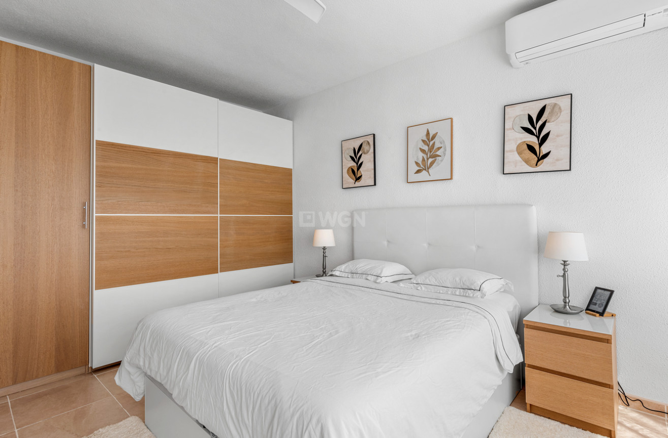 Odsprzedaż - Villa - Pinar de Campoverde - Costa Blanca