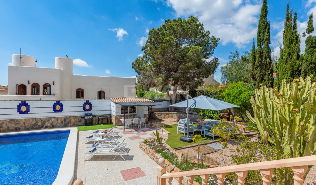 Odsprzedaż - Villa - Pinar de Campoverde - Costa Blanca