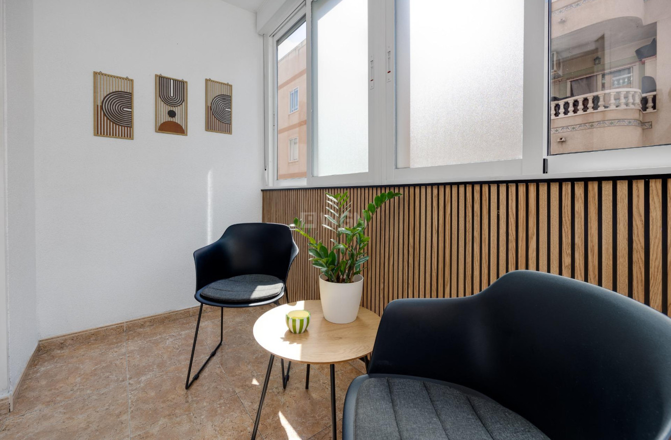 Reventa - Apartamento / piso - Torrevieja - Centro