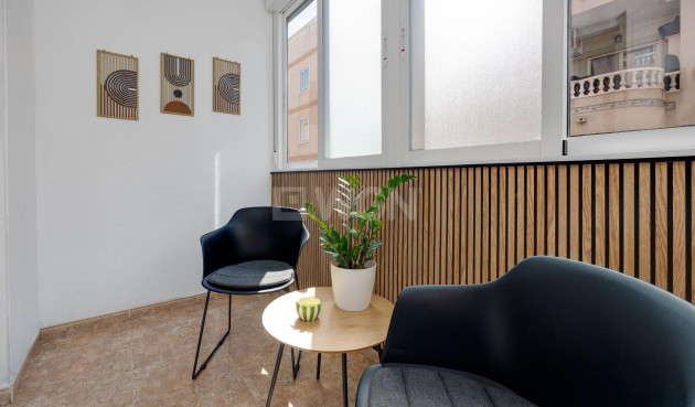 Reventa - Apartamento / piso - Torrevieja - Centro