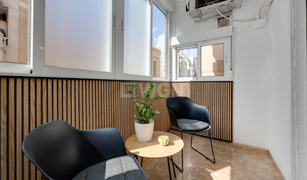 Reventa - Apartamento / piso - Torrevieja - Centro