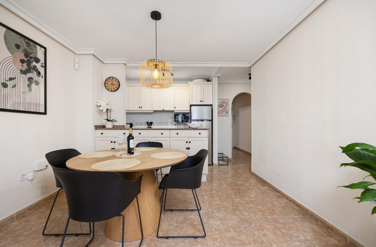 Reventa - Apartamento / piso - Torrevieja - Centro