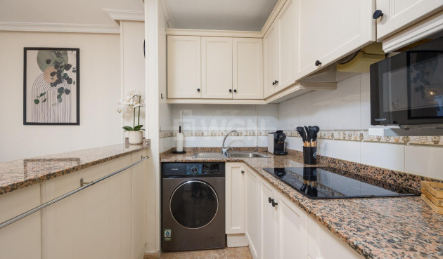 Reventa - Apartamento / piso - Torrevieja - Centro