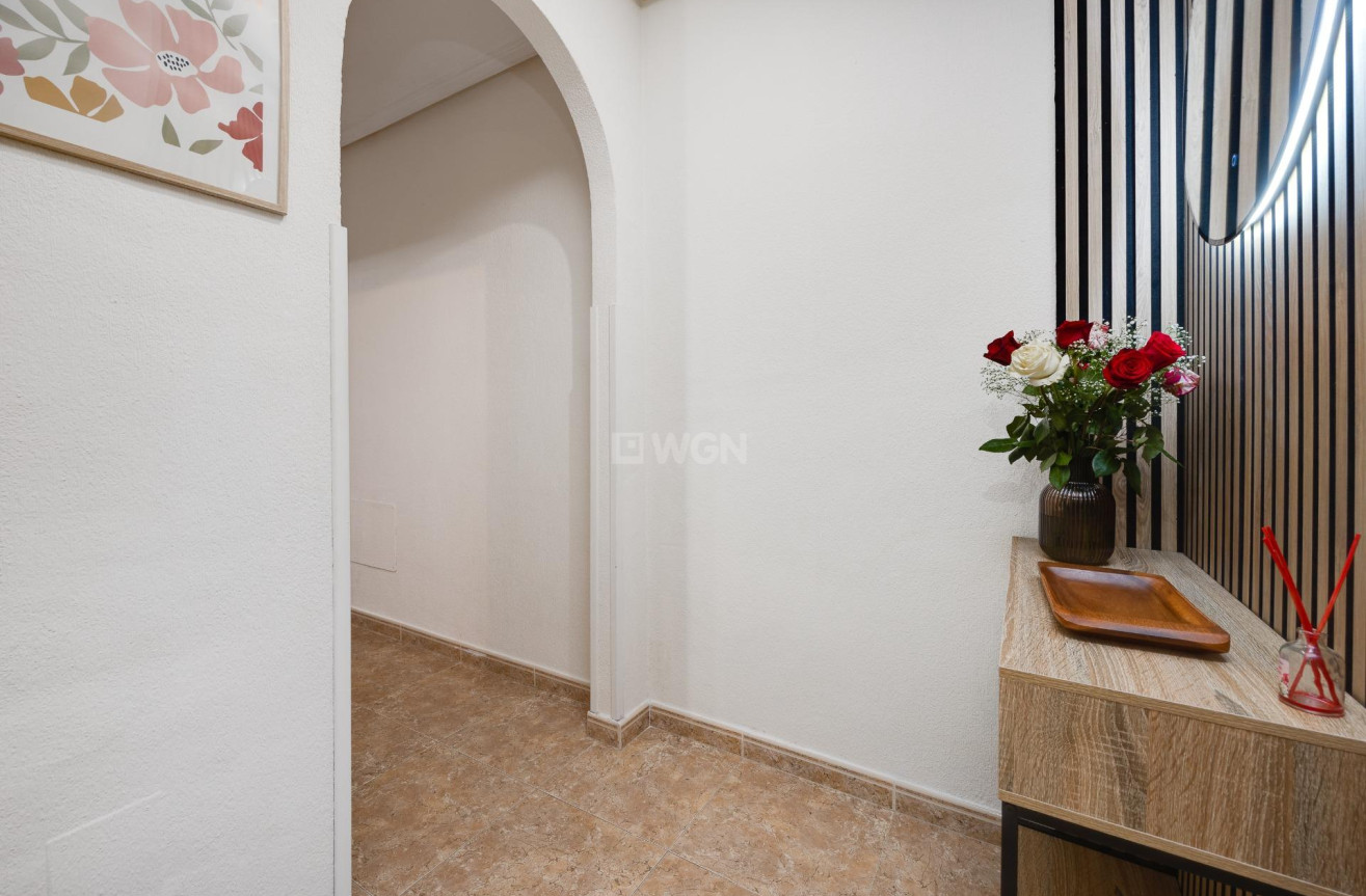 Reventa - Apartamento / piso - Torrevieja - Centro