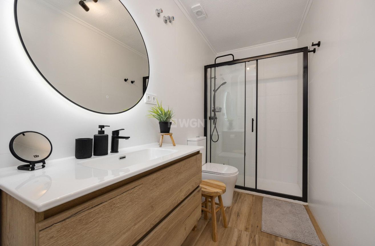 Reventa - Apartamento / piso - Torrevieja - Centro