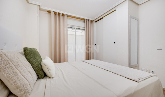 Reventa - Apartamento / piso - Torrevieja - Centro