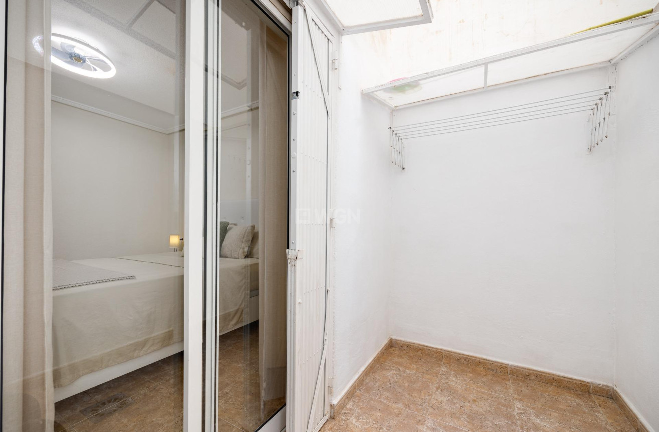 Reventa - Apartamento / piso - Torrevieja - Centro