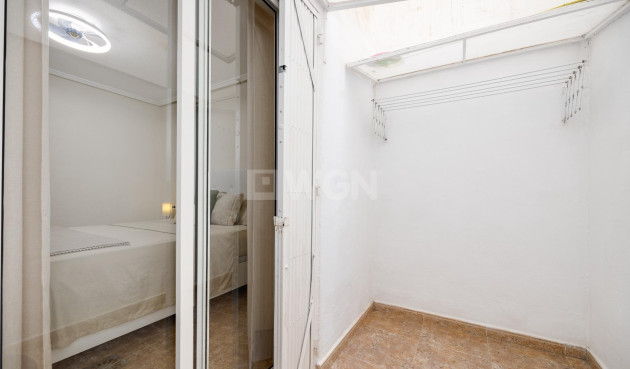 Reventa - Apartamento / piso - Torrevieja - Centro