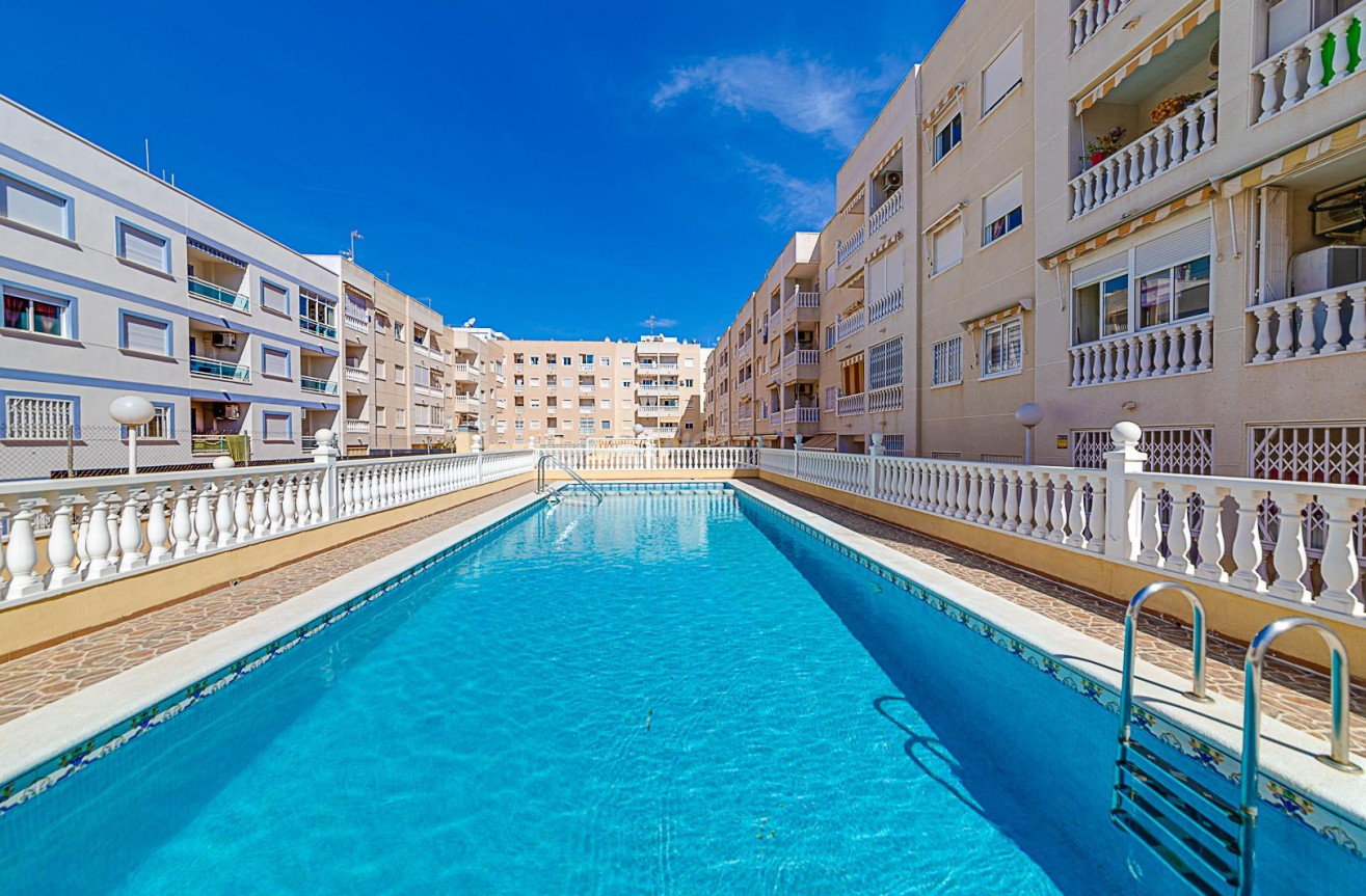 Reventa - Apartamento / piso - Torrevieja - Centro