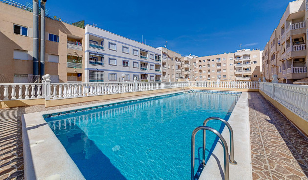 Reventa - Apartamento / piso - Torrevieja - Centro
