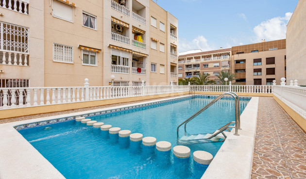 Reventa - Apartamento / piso - Torrevieja - Centro