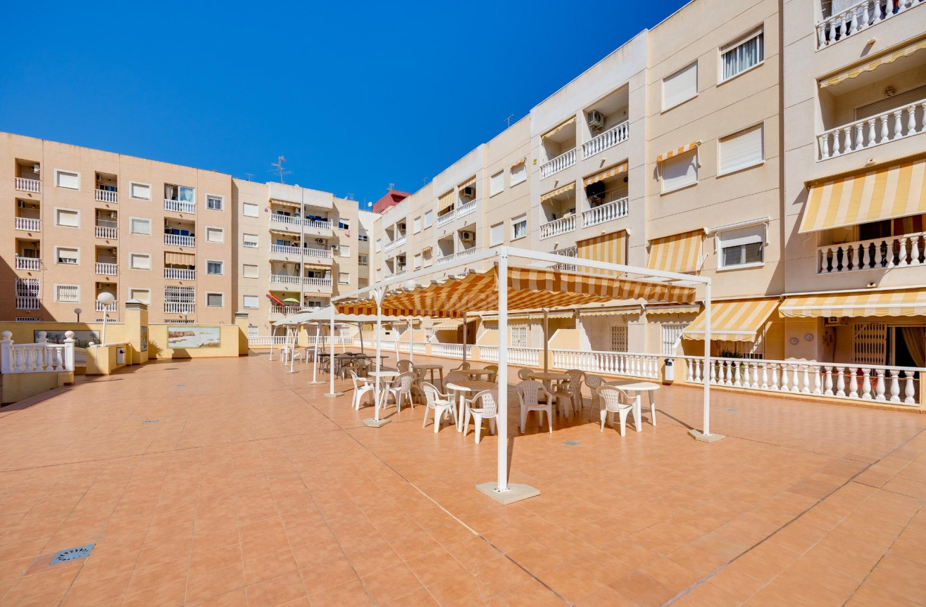 Reventa - Apartamento / piso - Torrevieja - Centro