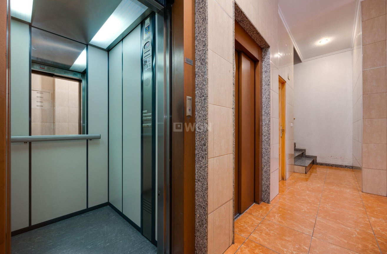 Reventa - Apartamento / piso - Torrevieja - Centro