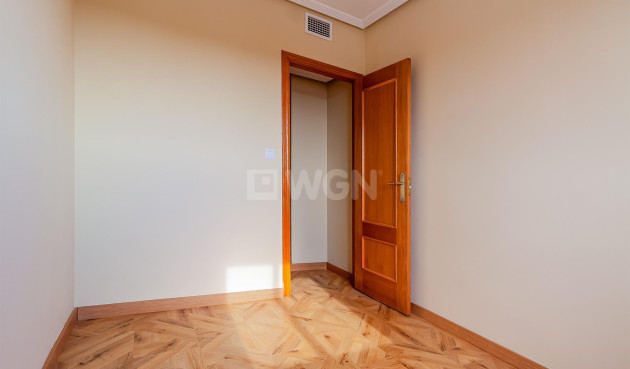 Reventa - Ático - Torrevieja - Puerto Deportivo