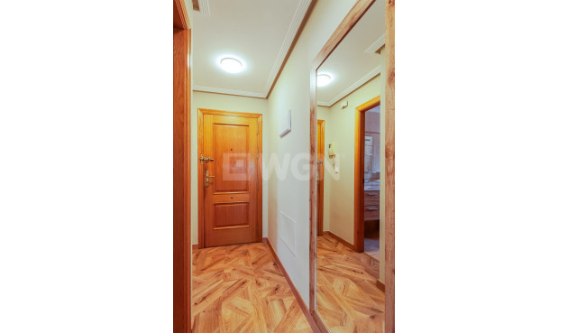 Reventa - Ático - Torrevieja - Puerto Deportivo