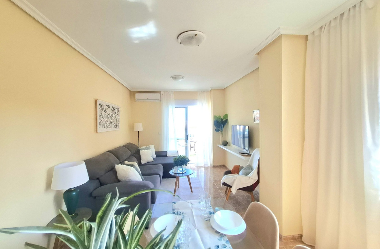 Resale - Apartment / flat - Torrevieja - Costa Blanca