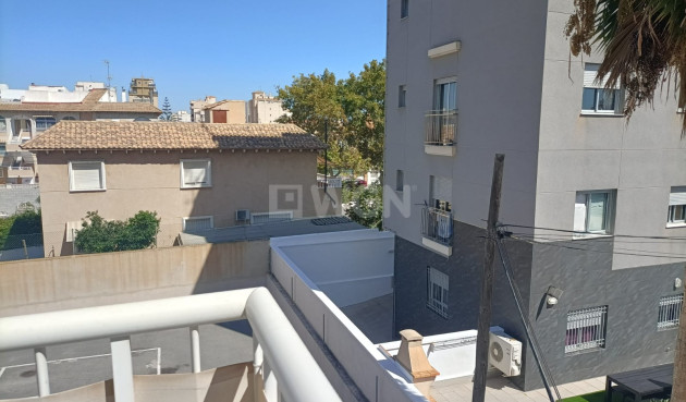 Resale - Apartment / flat - Torrevieja - Costa Blanca