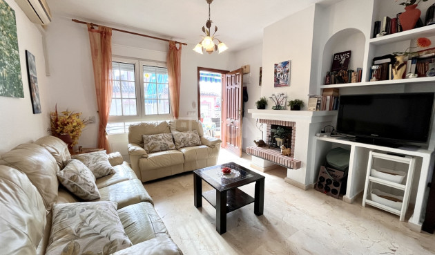 Resale - Apartment / flat - Playa Flamenca - Costa Blanca