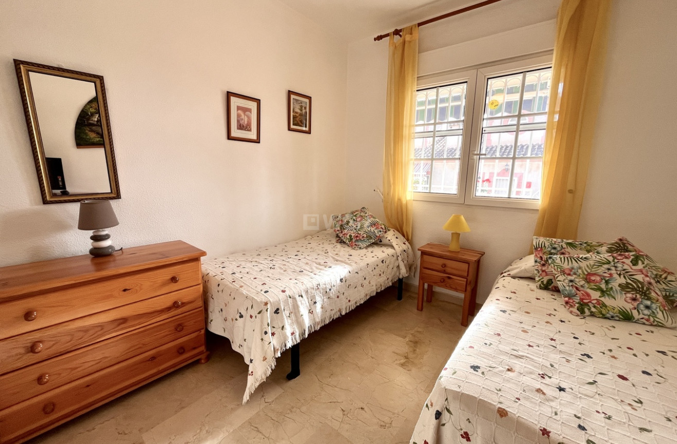 Resale - Apartment / flat - Playa Flamenca - Costa Blanca