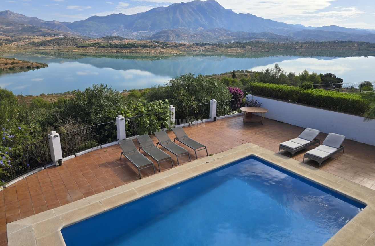 Odsprzedaż - Villa - Los Romanes - Inland