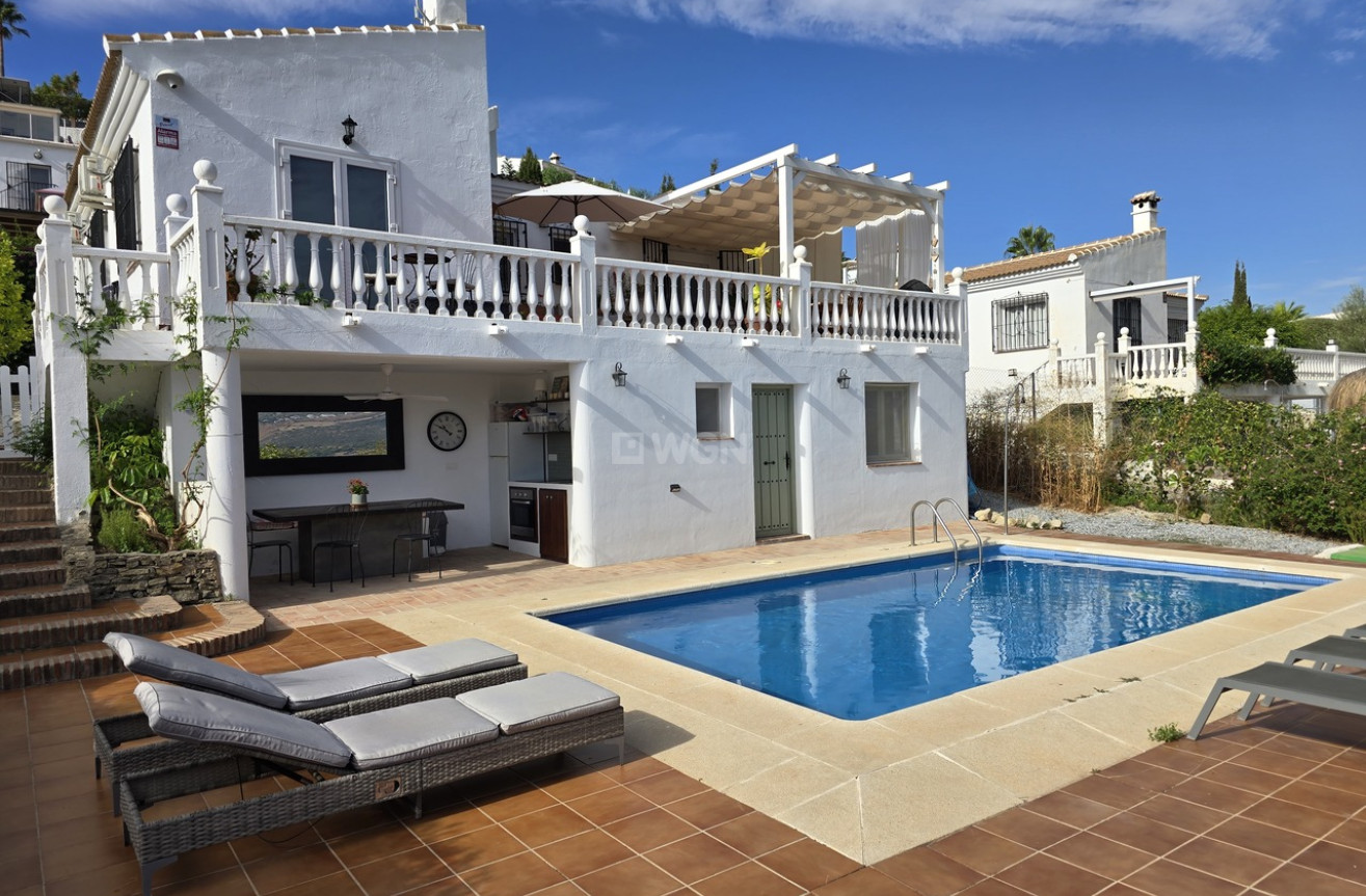 Odsprzedaż - Villa - Los Romanes - Inland