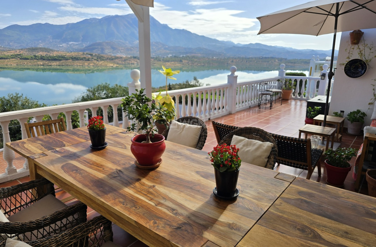 Odsprzedaż - Villa - Los Romanes - Inland