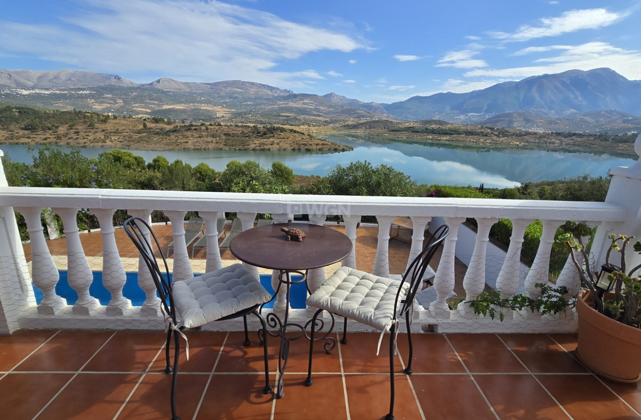 Odsprzedaż - Villa - Los Romanes - Inland