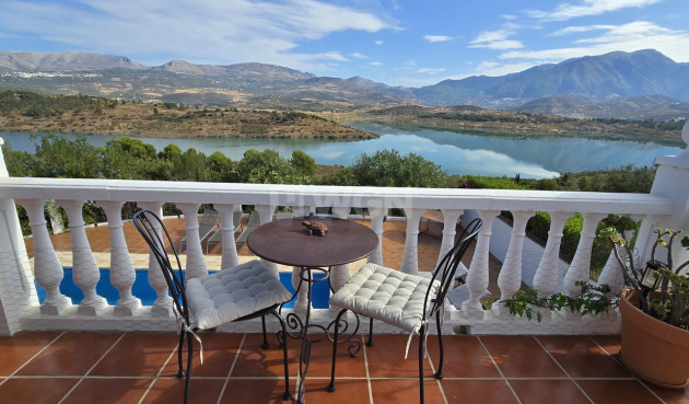 Odsprzedaż - Villa - Los Romanes - Inland