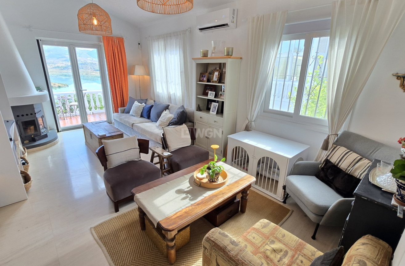 Odsprzedaż - Villa - Los Romanes - Inland