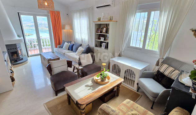 Odsprzedaż - Villa - Los Romanes - Inland