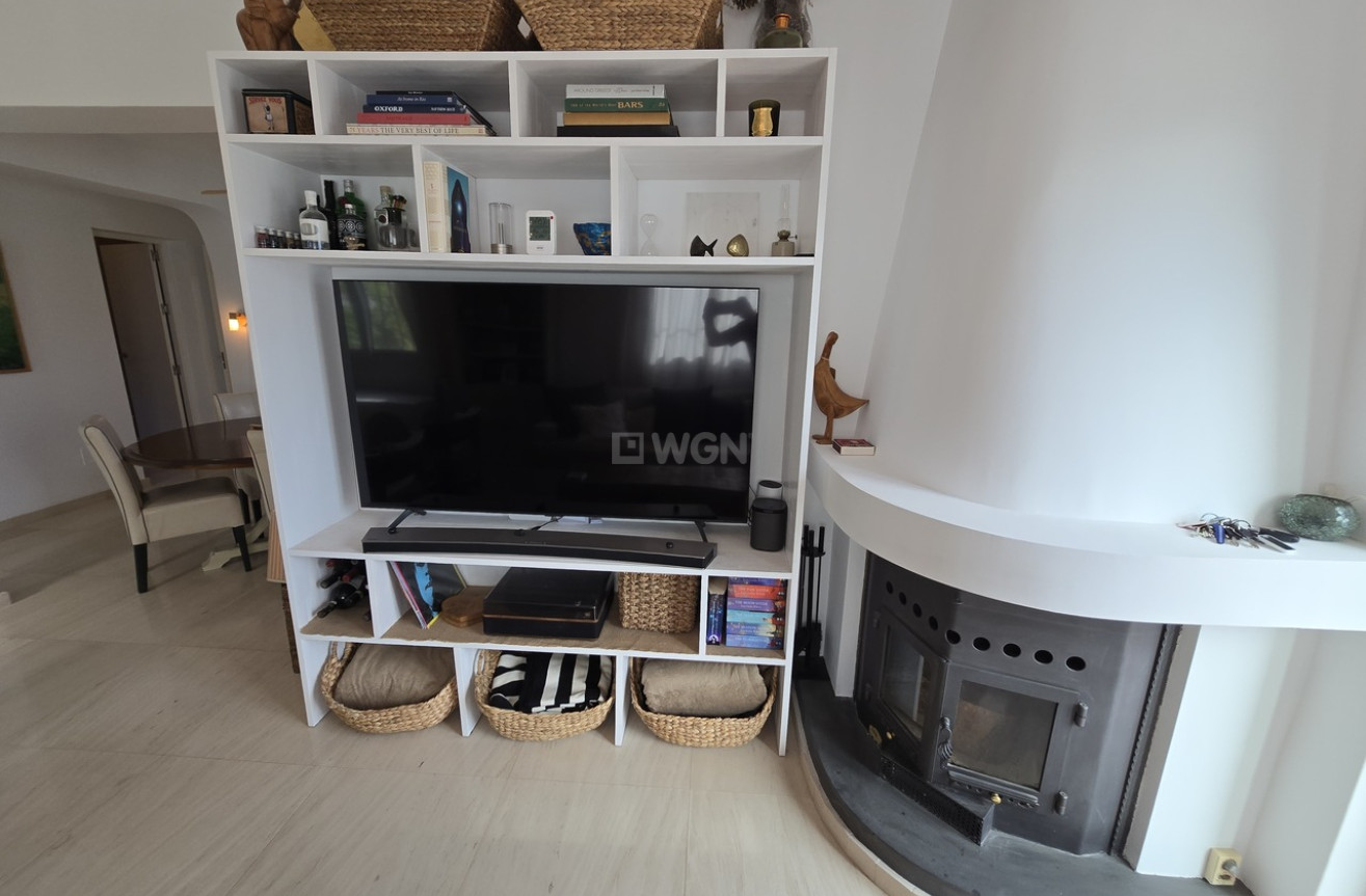 Odsprzedaż - Villa - Los Romanes - Inland