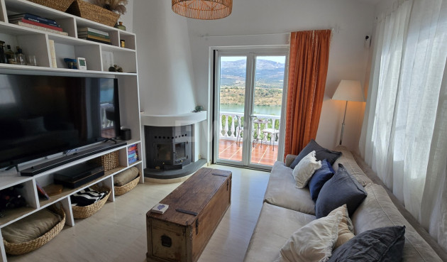 Odsprzedaż - Villa - Los Romanes - Inland